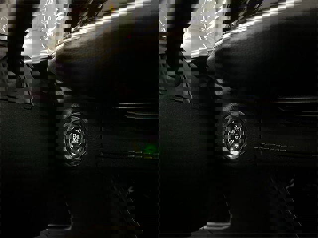 Certified 2023 Buick Envision Essence image 16