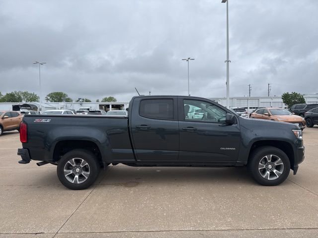 Used 2018 Chevrolet Colorado Z71 AWD/4WD image 2