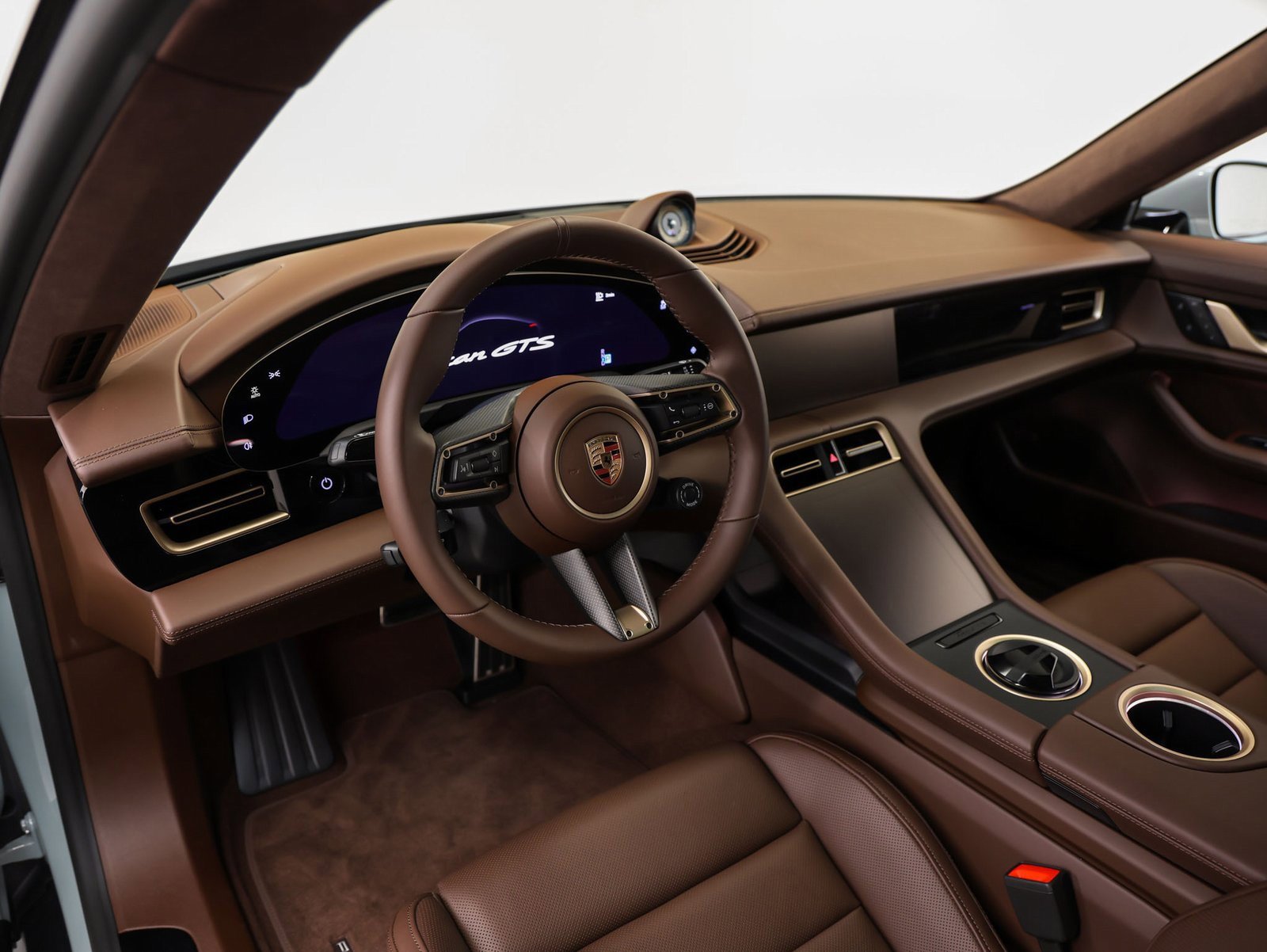 New 2025 Porsche Taycan GTS image 4