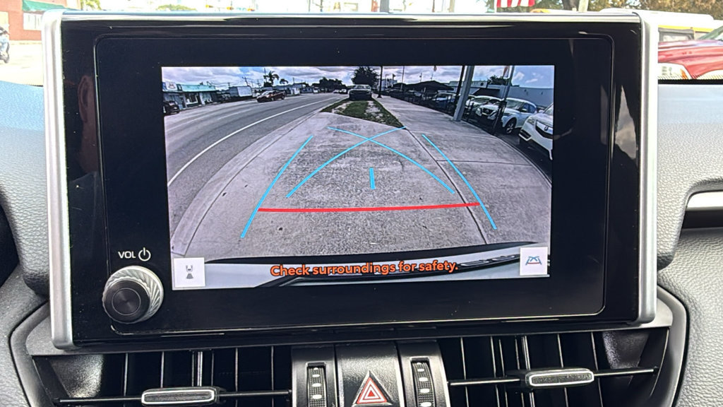 Used 2024 Toyota RAV4 XLE Premium FWD image 38