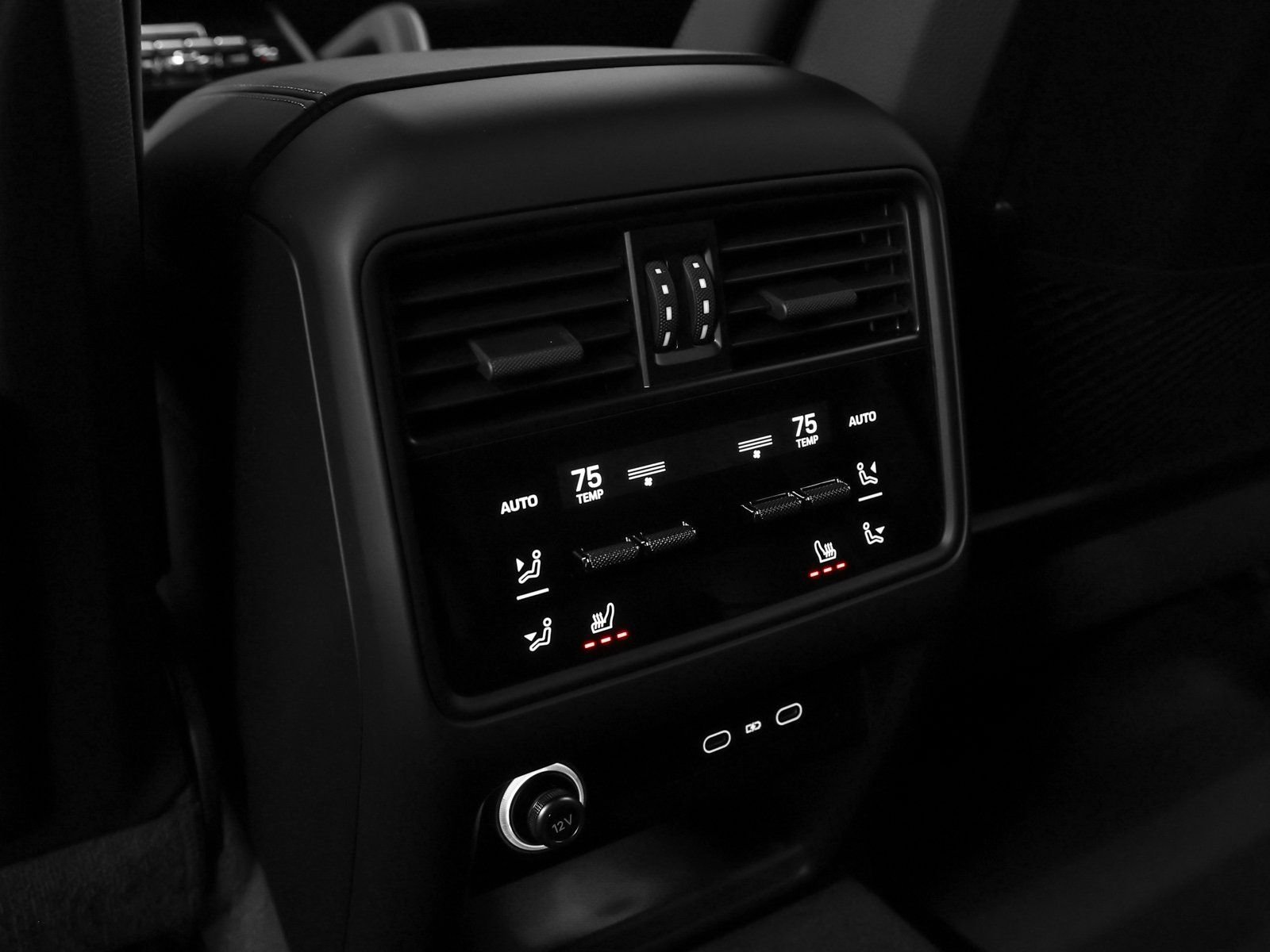 New 2026 Porsche Cayenne GTS image 49