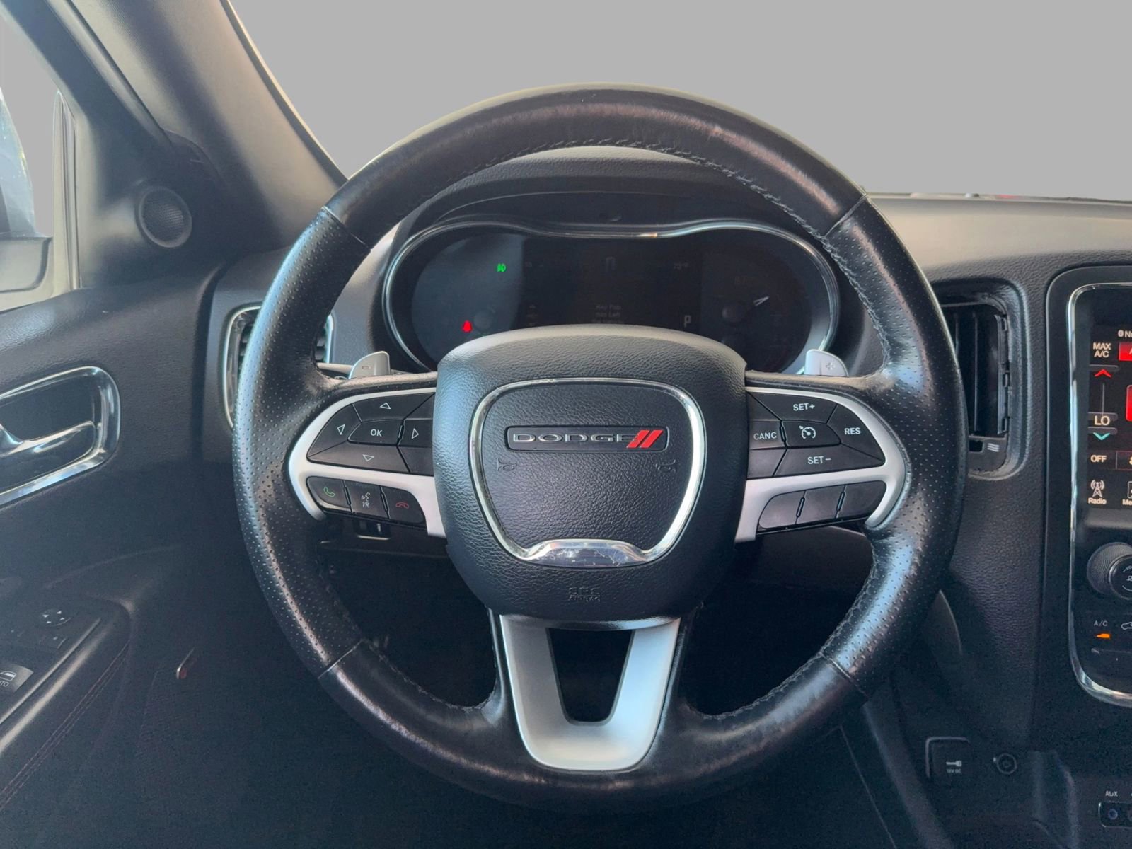 Used 2017 Dodge Durango R/T AWD/4WD image 32