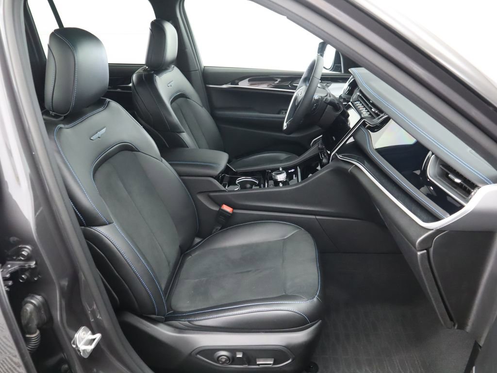 Used 2022 Jeep Grand Cherokee Trailhawk w/ Advanced Protech Group II image 21