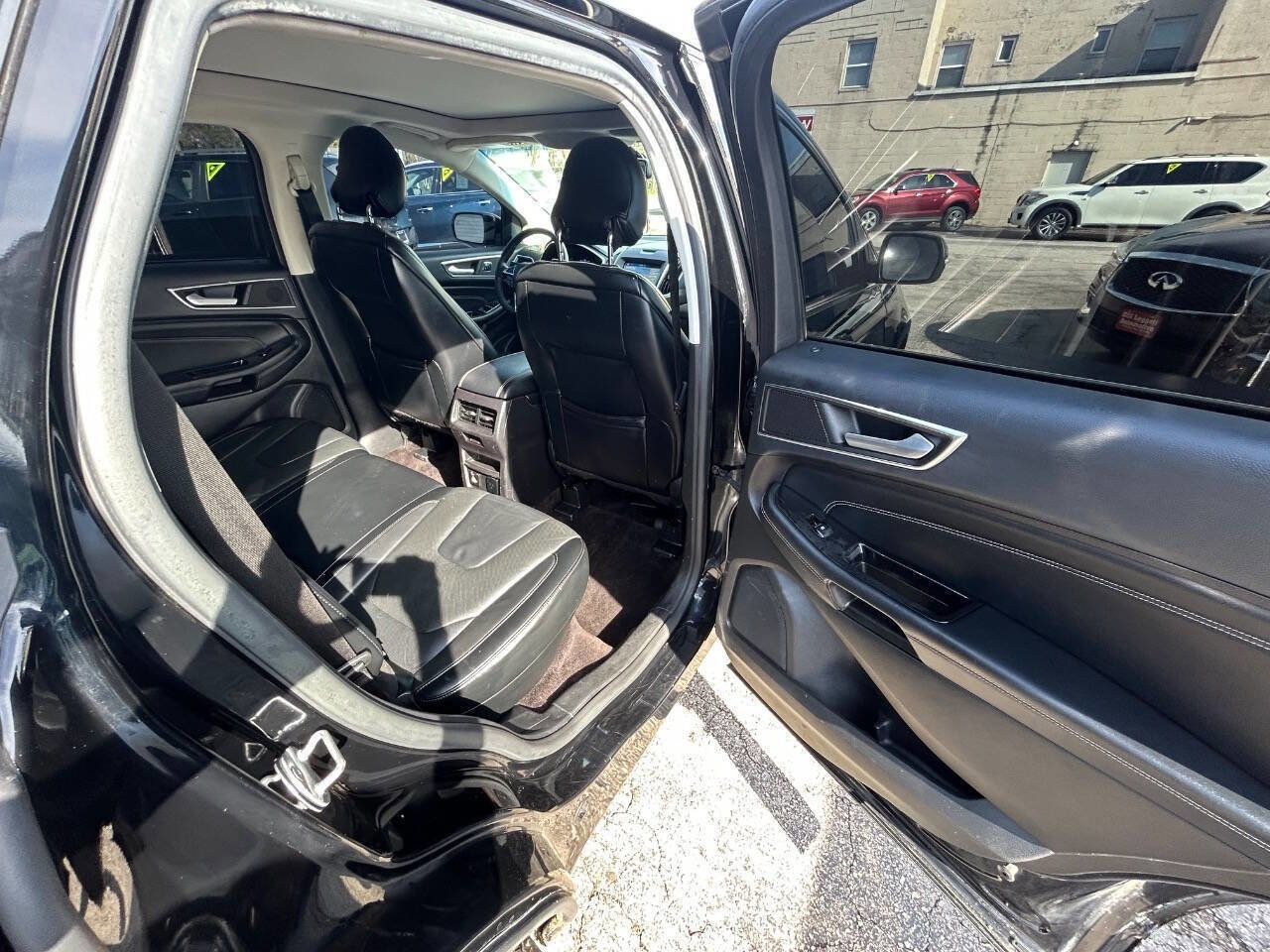 Used 2016 Ford Edge Titanium w/ Equipment Group 301A image 8