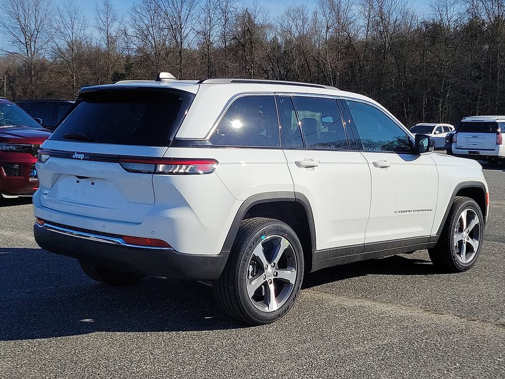 New 2024 Jeep Grand Cherokee Limited 4xe AWD/4WD image 8