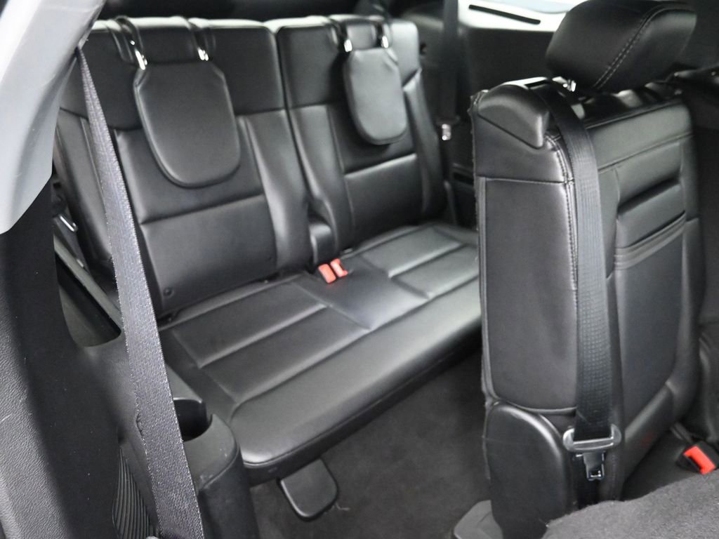 Used 2023 Ford Explorer Limited image 15