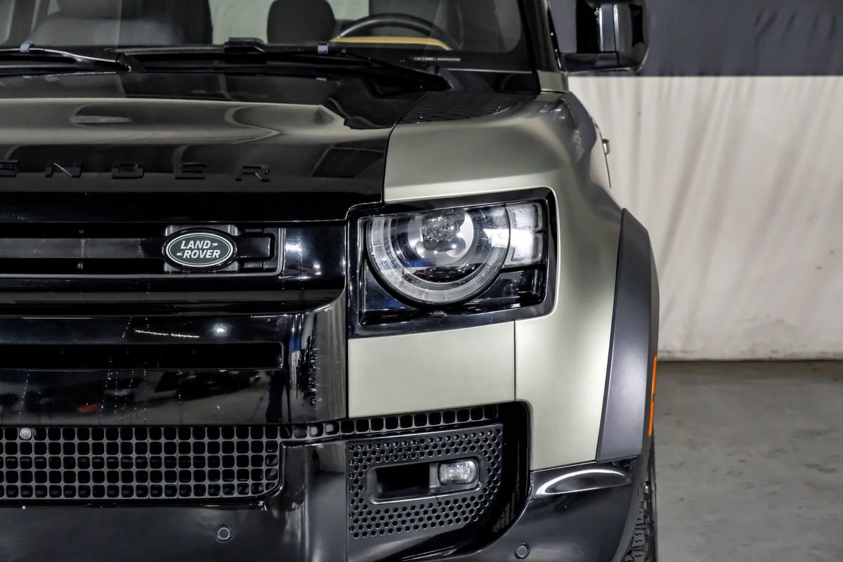 Used 2023 Land Rover Defender 110 X image 40