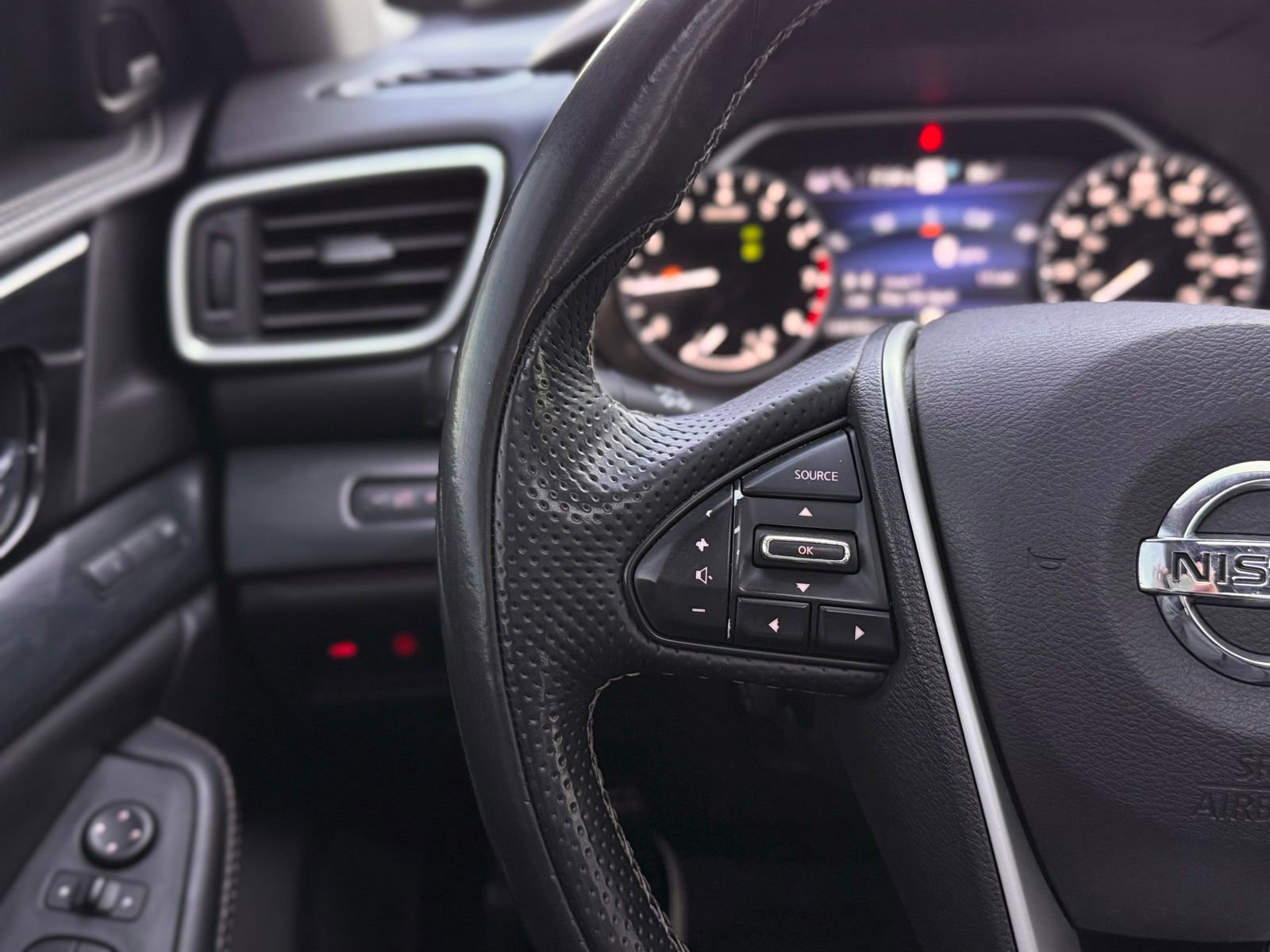 Used 2019 Nissan Maxima Platinum w/ Sport Mat Group FWD image 39