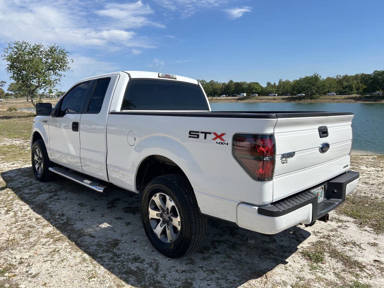 Used 2013 Ford F150 STX w/ Mid Equipment Group AWD/4WD image 12