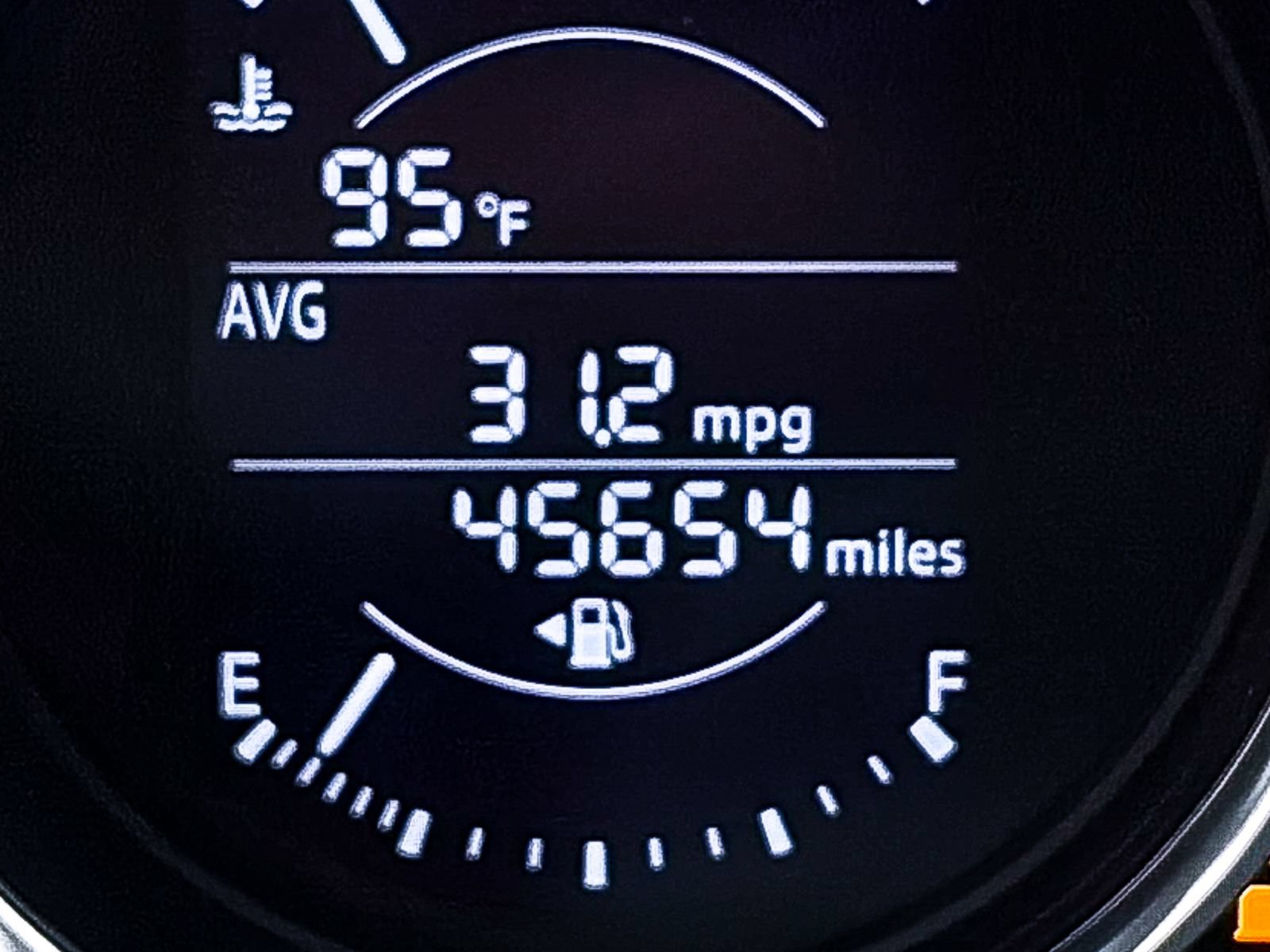 Used 2021 MAZDA MX-5 Miata Sport RWD image 31