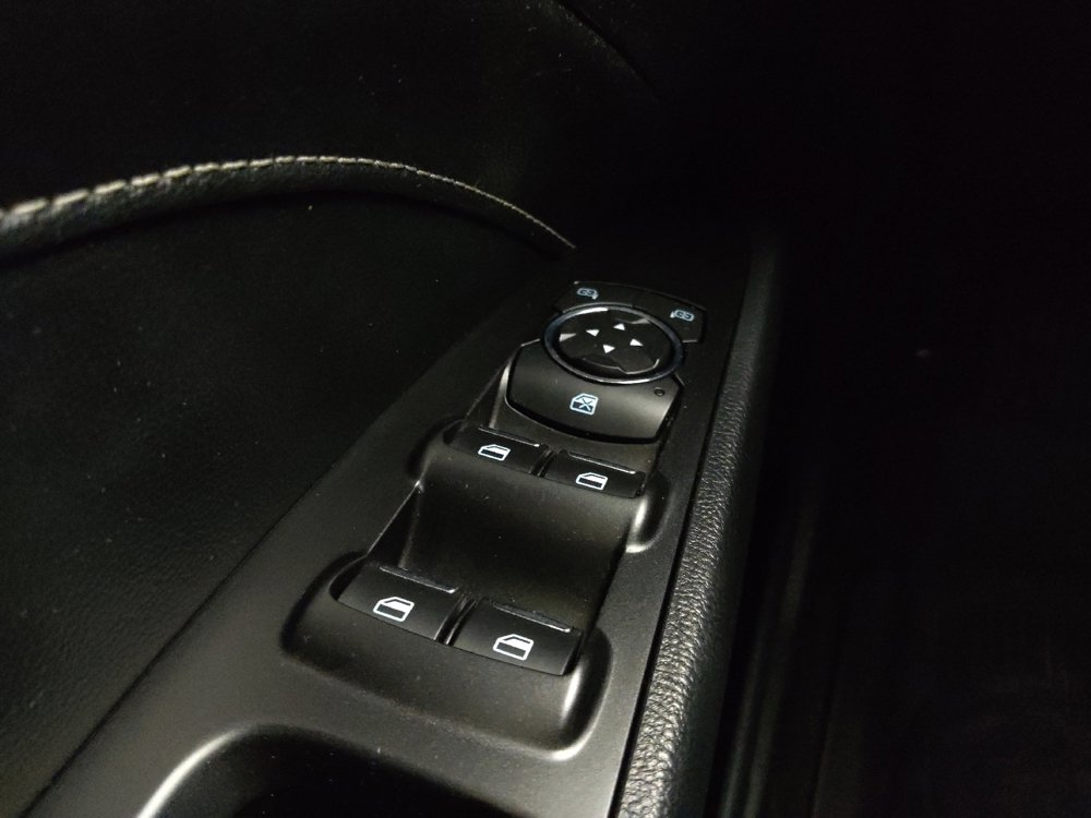 Used 2020 Ford Fusion Energi Titanium image 27