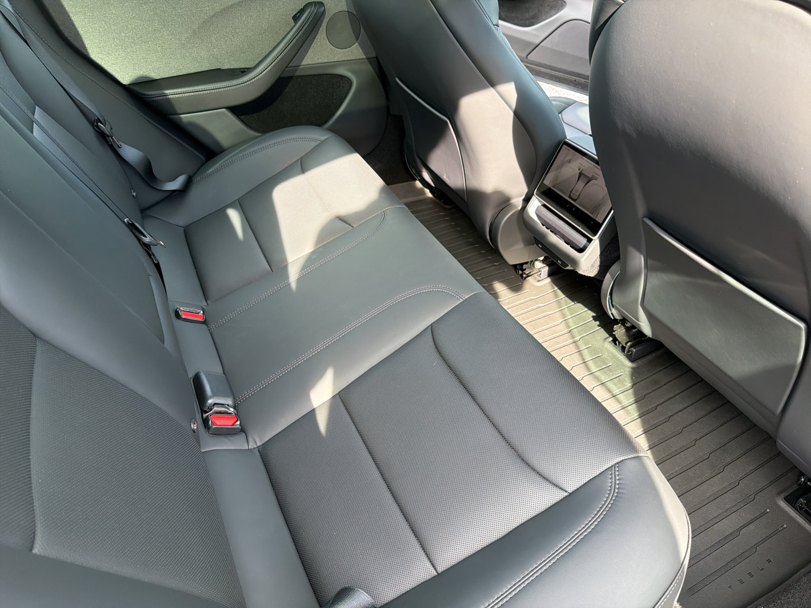 Used 2024 Tesla Model 3 Long Range RWD image 13