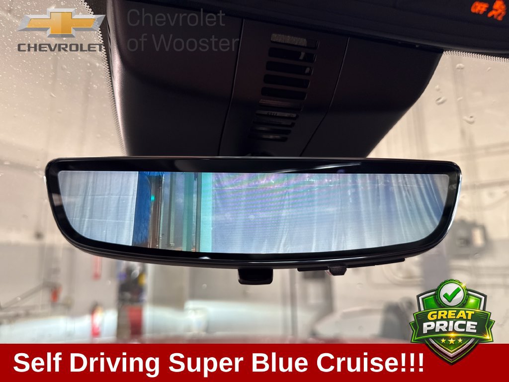 New 2027 Chevrolet Traverse Z71 w/ Enhanced Driving Package AWD/4WD image 23