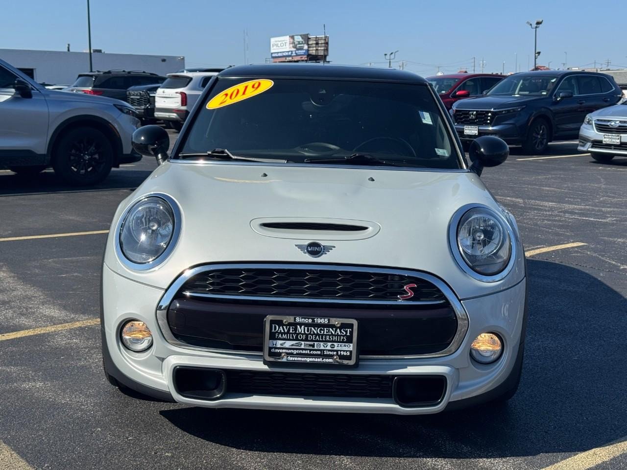Used 2019 MINI Cooper S w/ Signature Upholstery Package image 10
