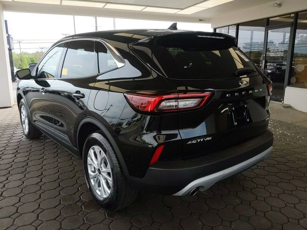 Used 2024 Ford Escape Active AWD/4WD image 10