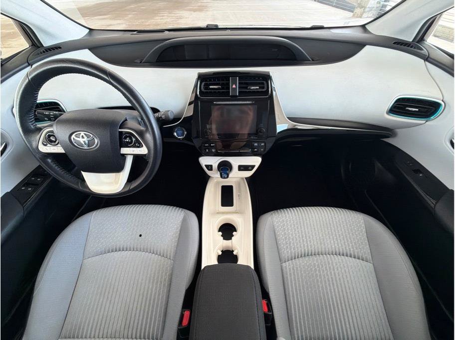 Used 2016 Toyota Prius Three FWD image 15
