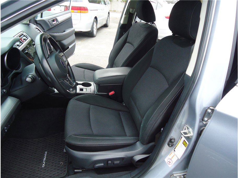 Used 2015 Subaru Outback 2.5i Premium AWD/4WD image 11