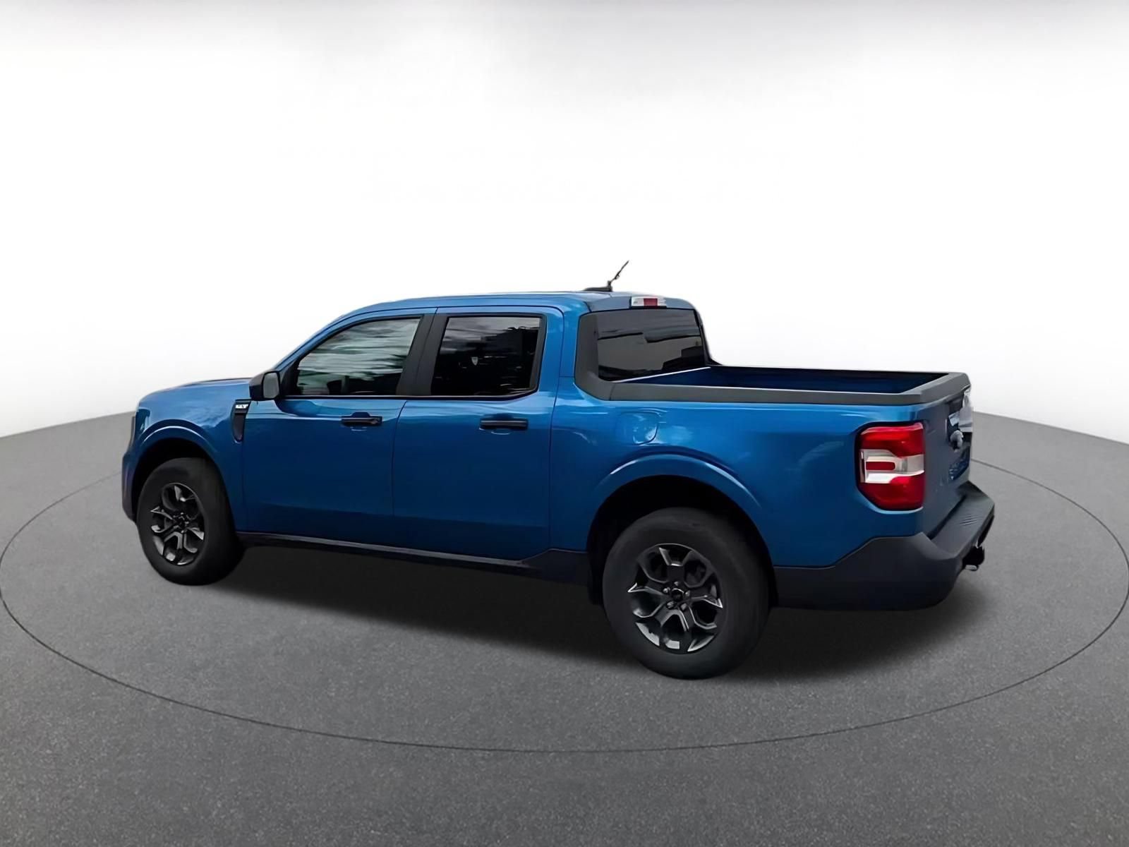 Used 2026 Ford Maverick XLT w/ Equipment Group 301A AWD/4WD image 9