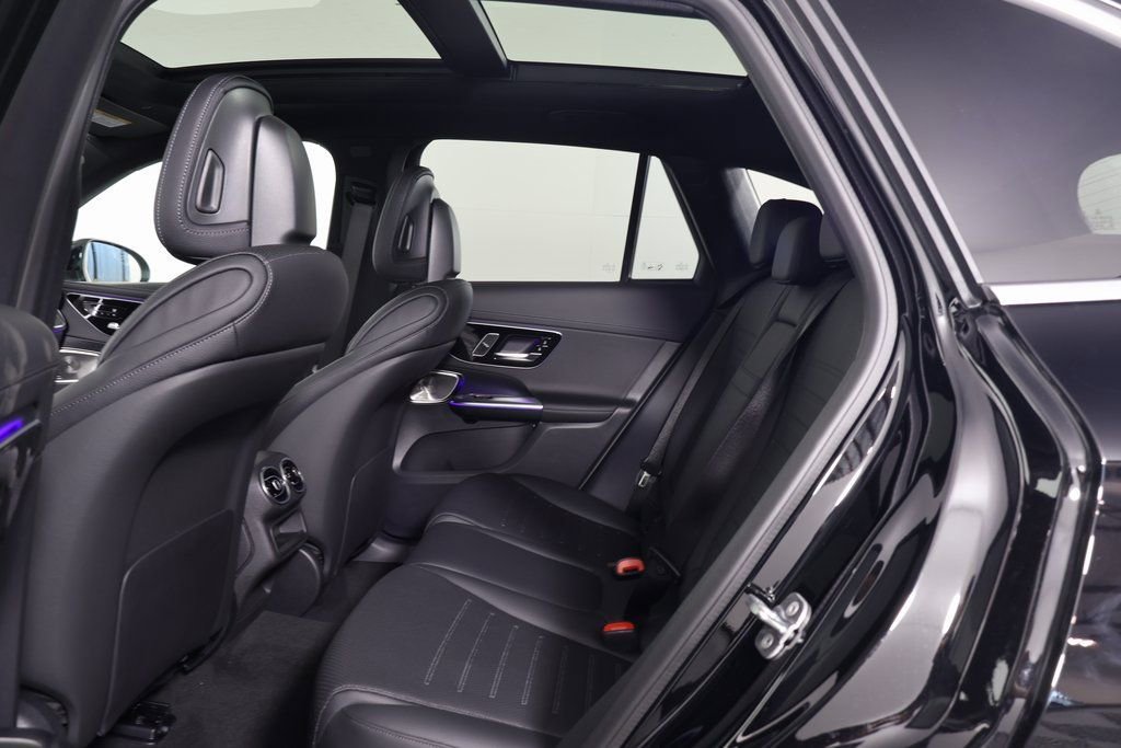 New 2026 Mercedes-Benz GLC 300 image 6
