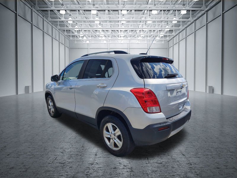 Used 2016 Chevrolet Trax LT w/ LT Convenience Package AWD/4WD image 7