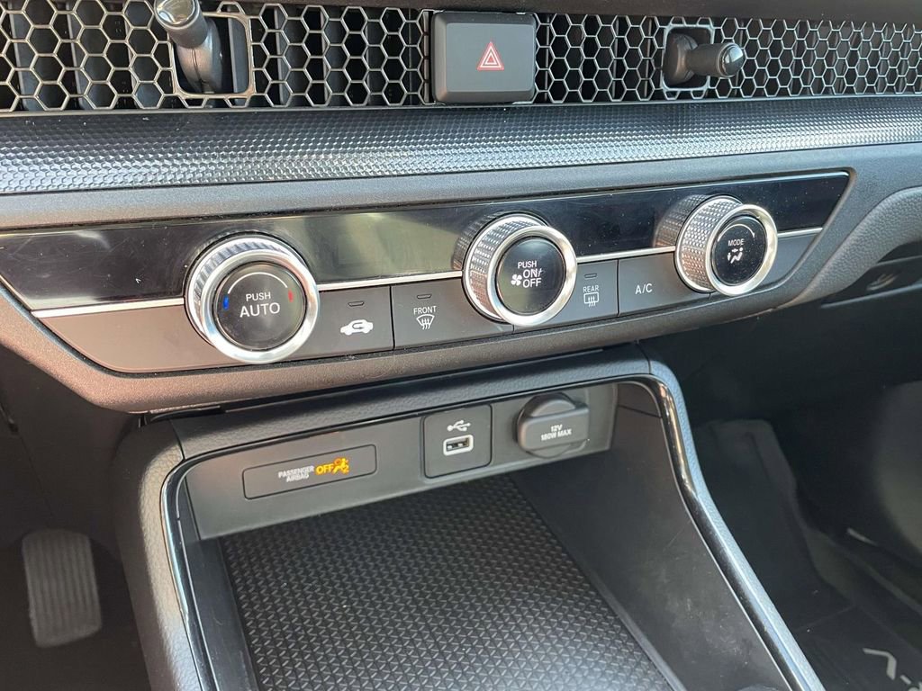 Used 2023 Honda CR-V LX image 16