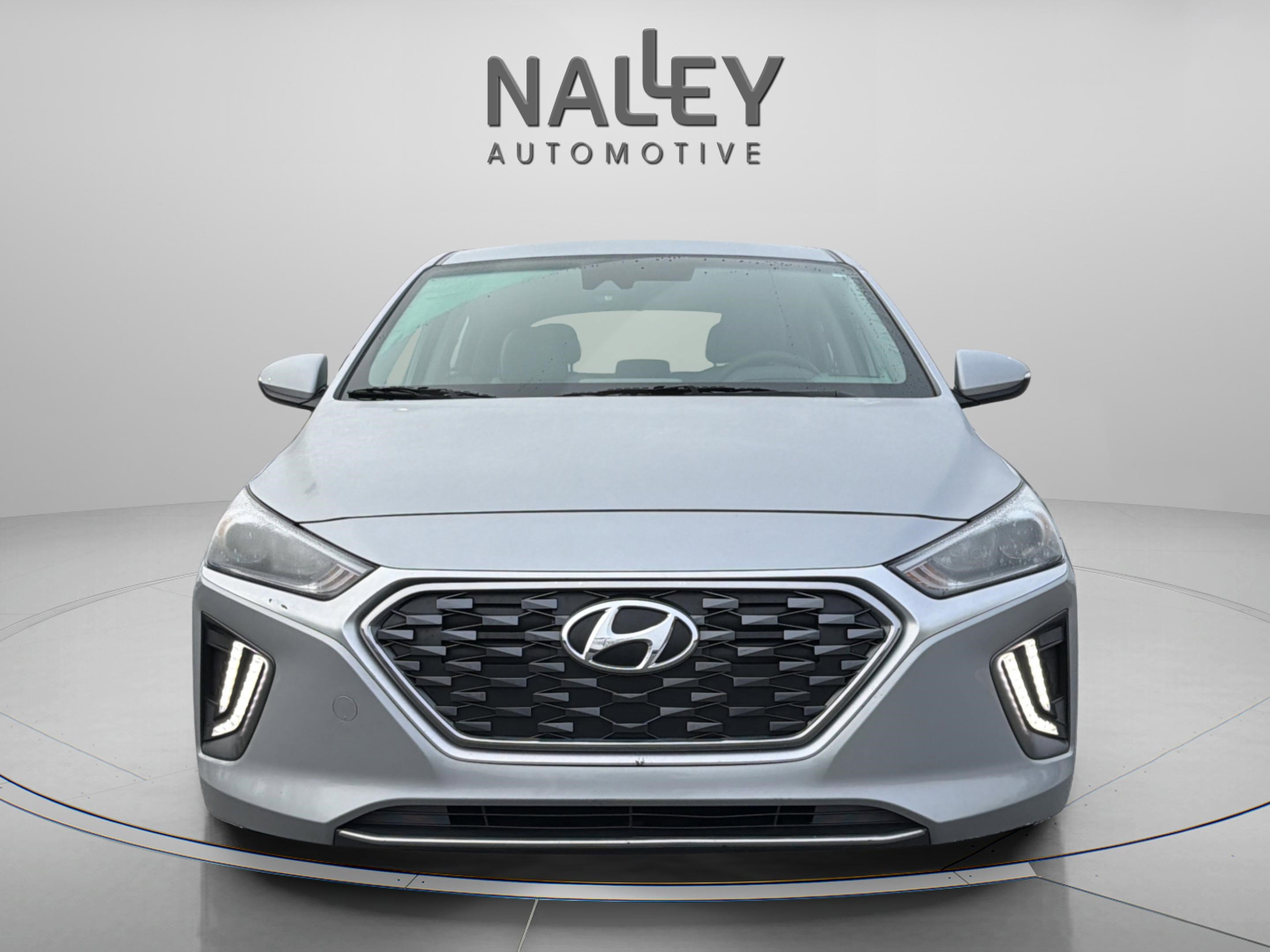 Used 2022 Hyundai Ioniq SE image 9