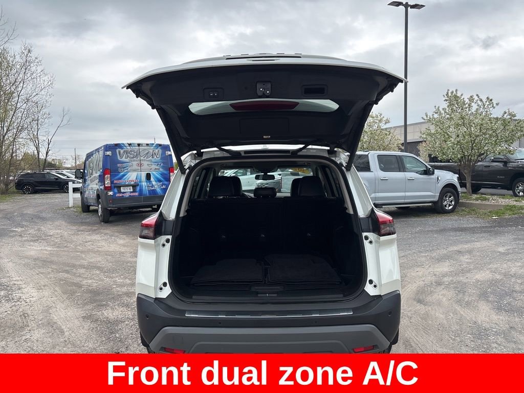 Used 2021 Nissan Rogue SL AWD/4WD image 15