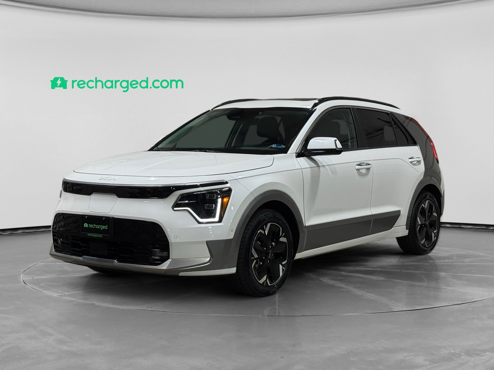 Used 2023 Kia Niro Wave w/ Wave Preserve Package