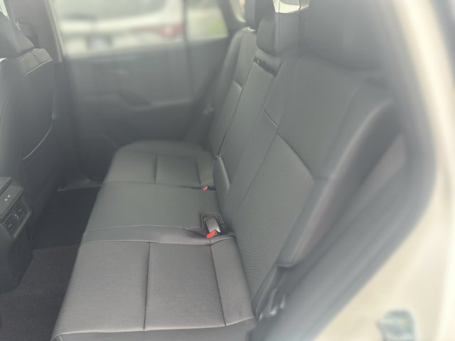 Used 2026 Toyota RAV4 XLE Premium AWD/4WD image 30