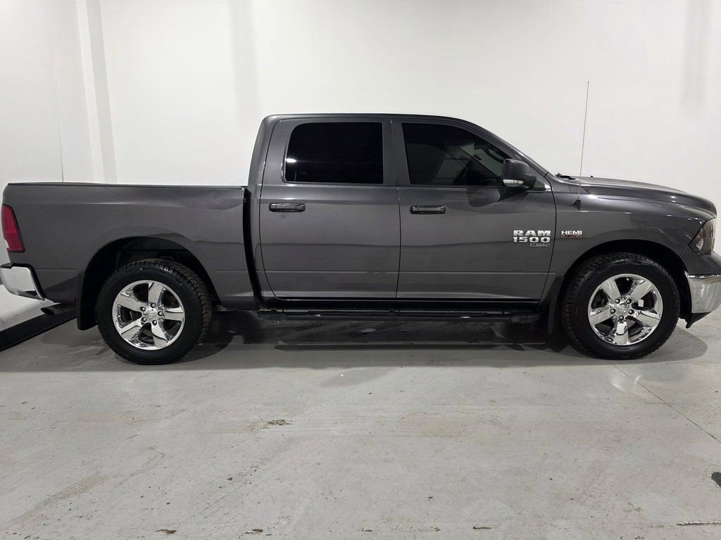 Used 2019 RAM 1500 Classic SLT image 21