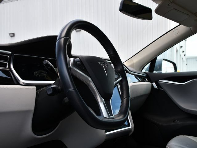 Used 2014 Tesla Model S RWD image 13