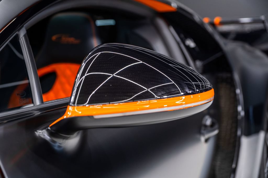 Used 2023 Bugatti Chiron Pur Sport AWD/4WD image 27