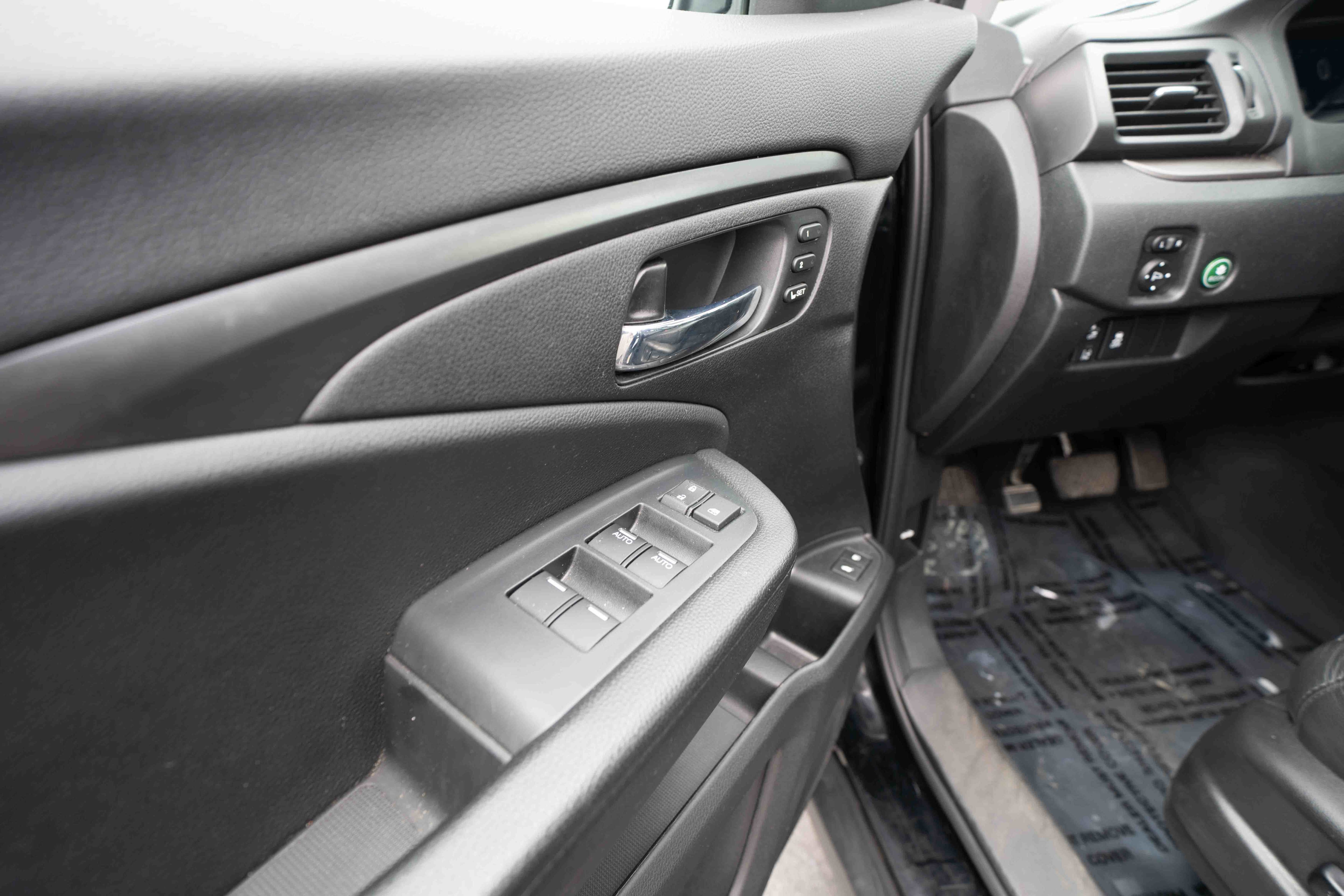 Used 2022 Honda Pilot Special Edition image 7