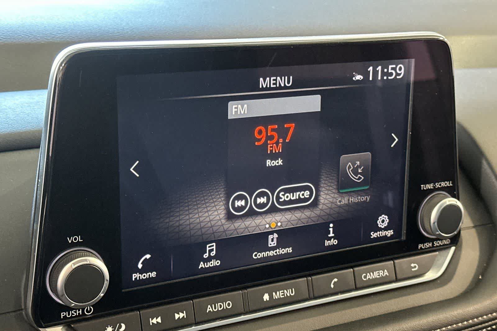 Certified 2025 Nissan Rogue SV AWD/4WD image 20