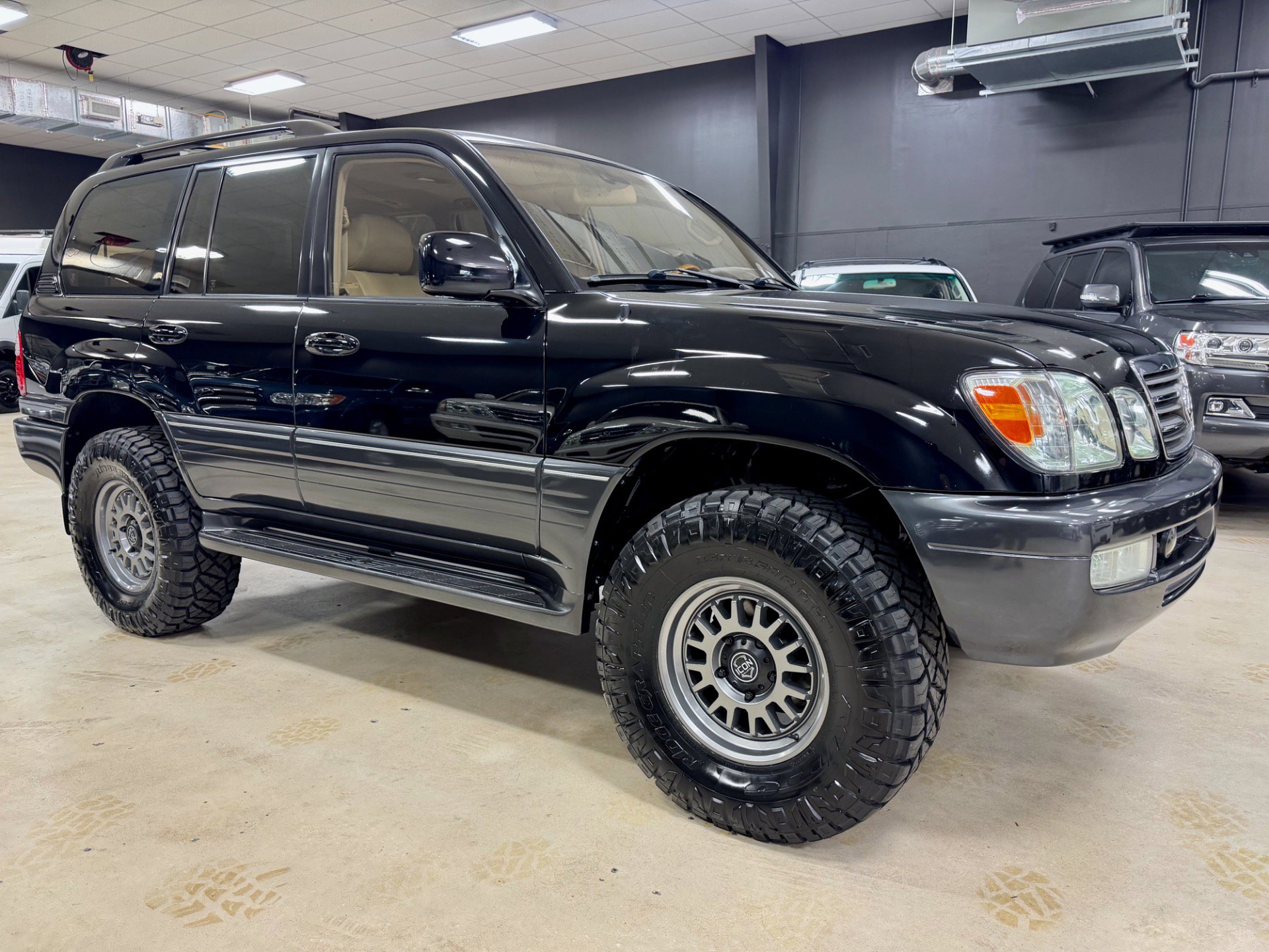 Used 2003 Lexus LX 470 4WD image 14