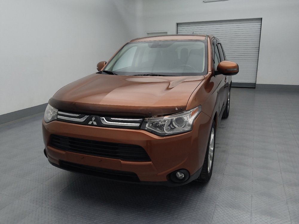 Used 2014 Mitsubishi Outlander GT image 15