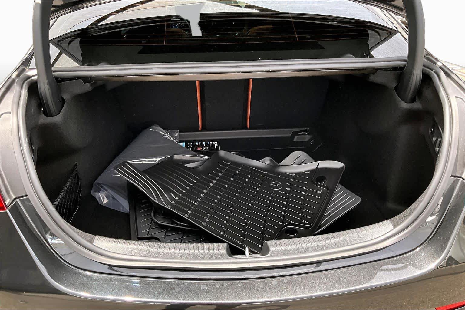 Certified 2026 Mercedes-Benz C 300 4MATIC Sedan image 36