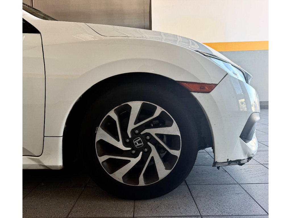 Used 2017 Honda Civic EX image 5