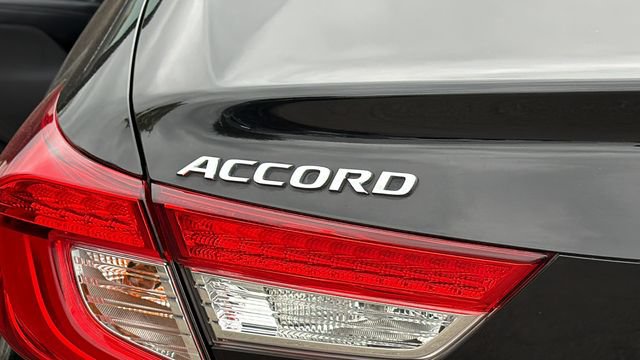 Used 2018 Honda Accord EX-L image 12