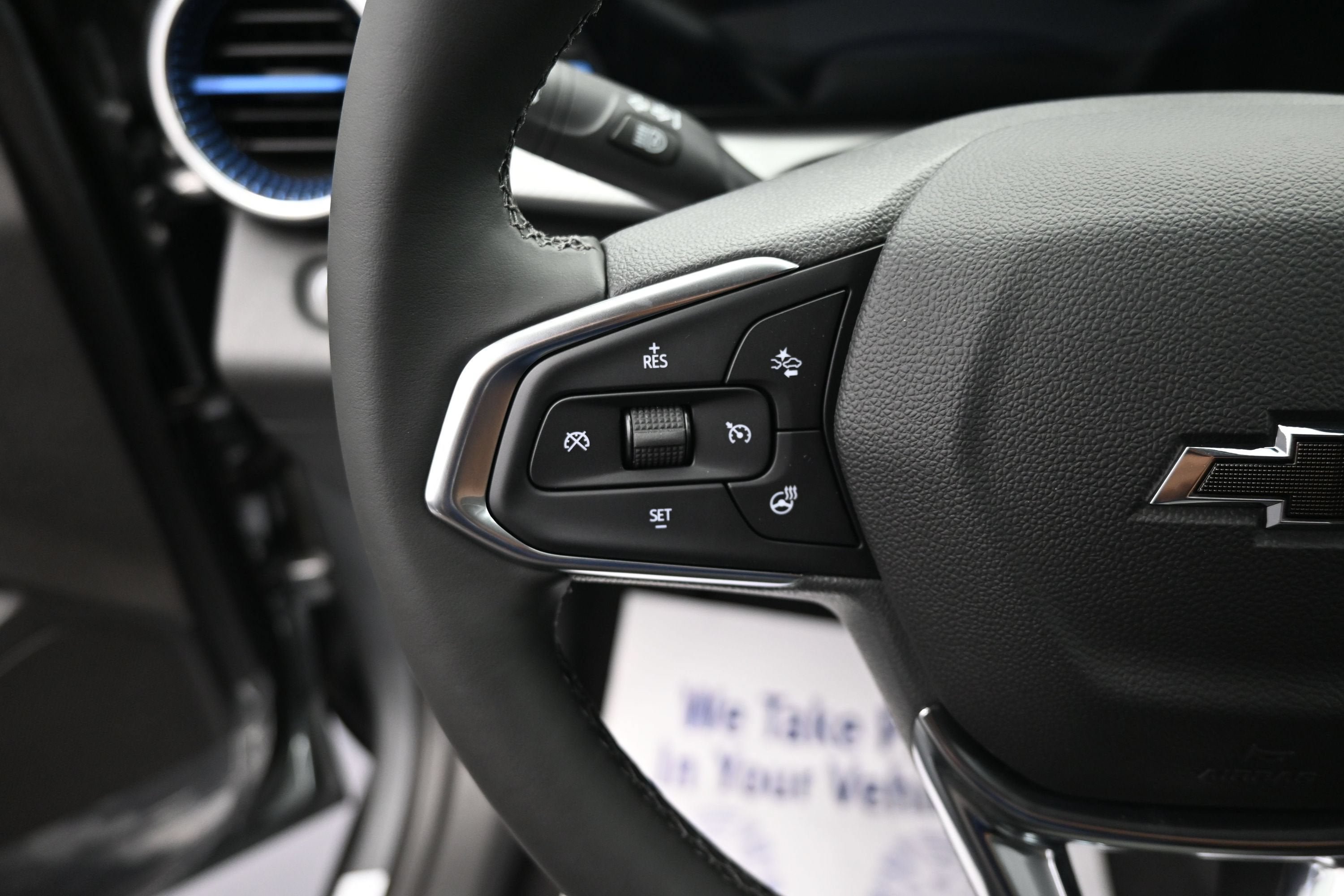 New 2026 Chevrolet Trax LT w/ Sunroof Package FWD image 13