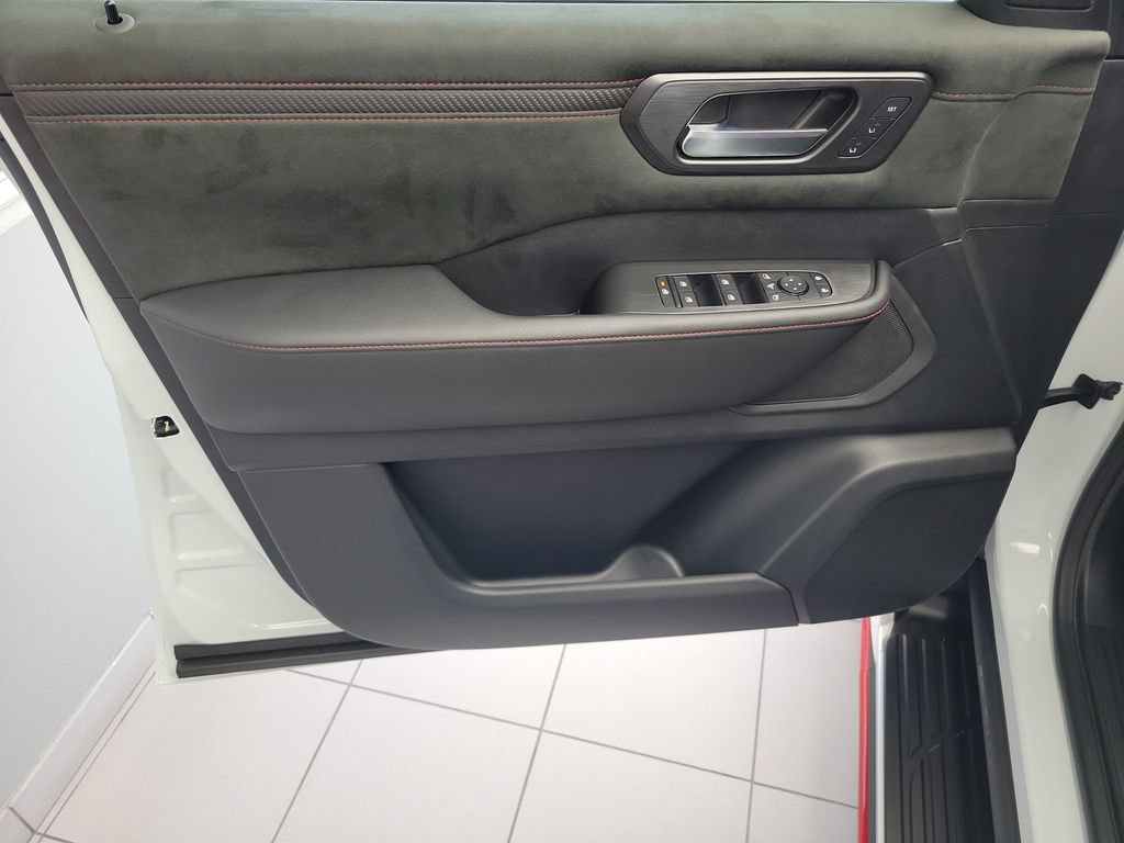 New 2026 Nissan Armada NISMO AWD/4WD image 23