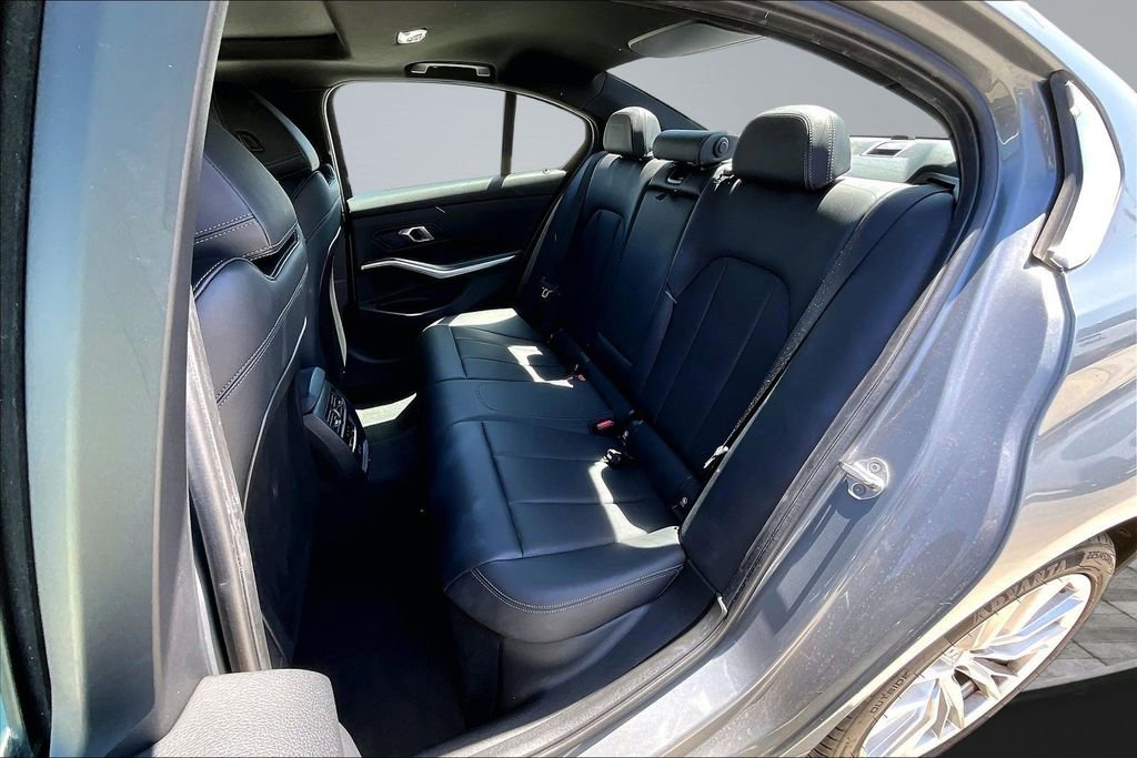 Used 2024 BMW 330e RWD image 19