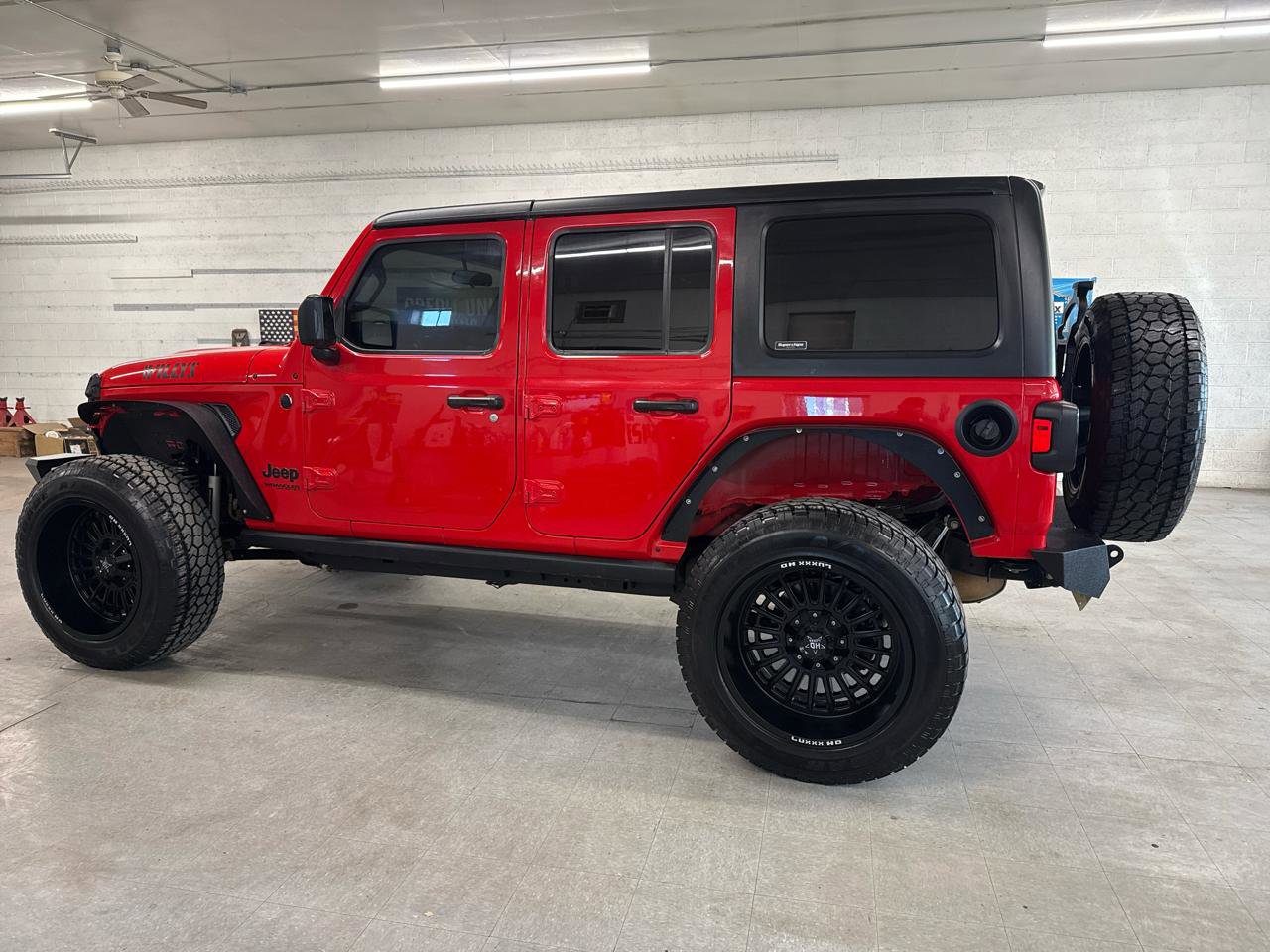 Used 2021 Jeep Wrangler Unlimited Sport image 2