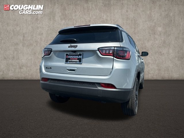 New 2026 Jeep Compass Latitude AWD/4WD image 4