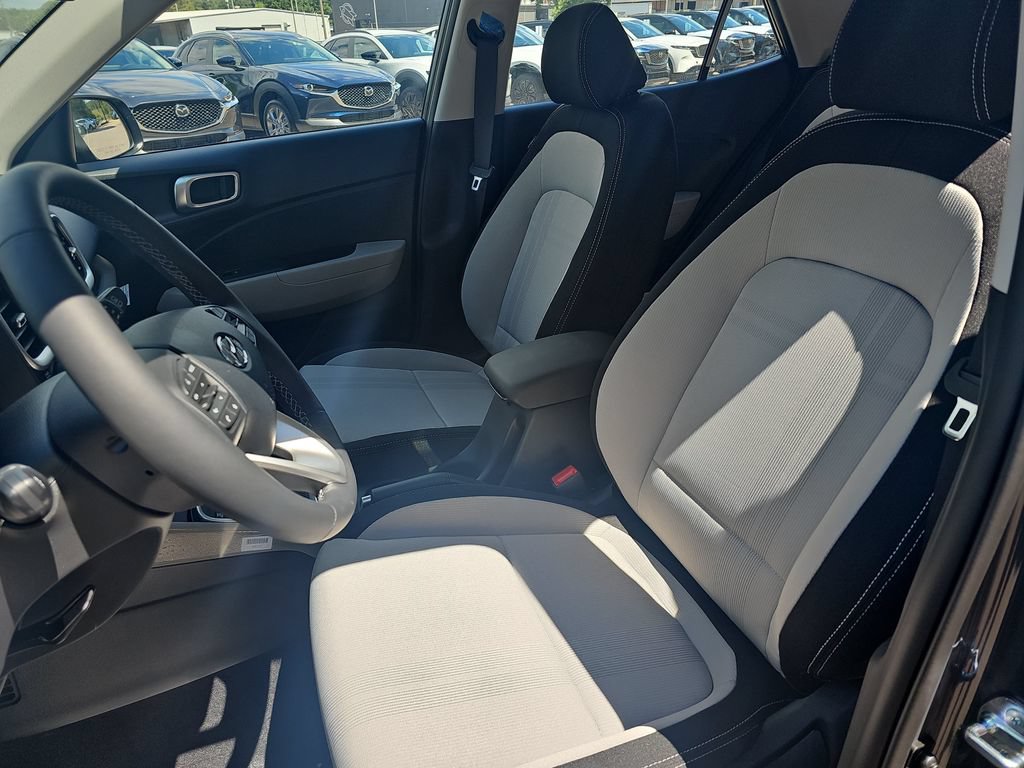 New 2026 Hyundai Venue SEL FWD image 14