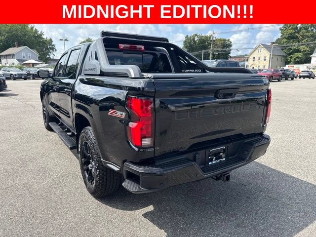 Used 2025 Chevrolet Colorado Z71 w/ Midnight Edition AWD/4WD image 8