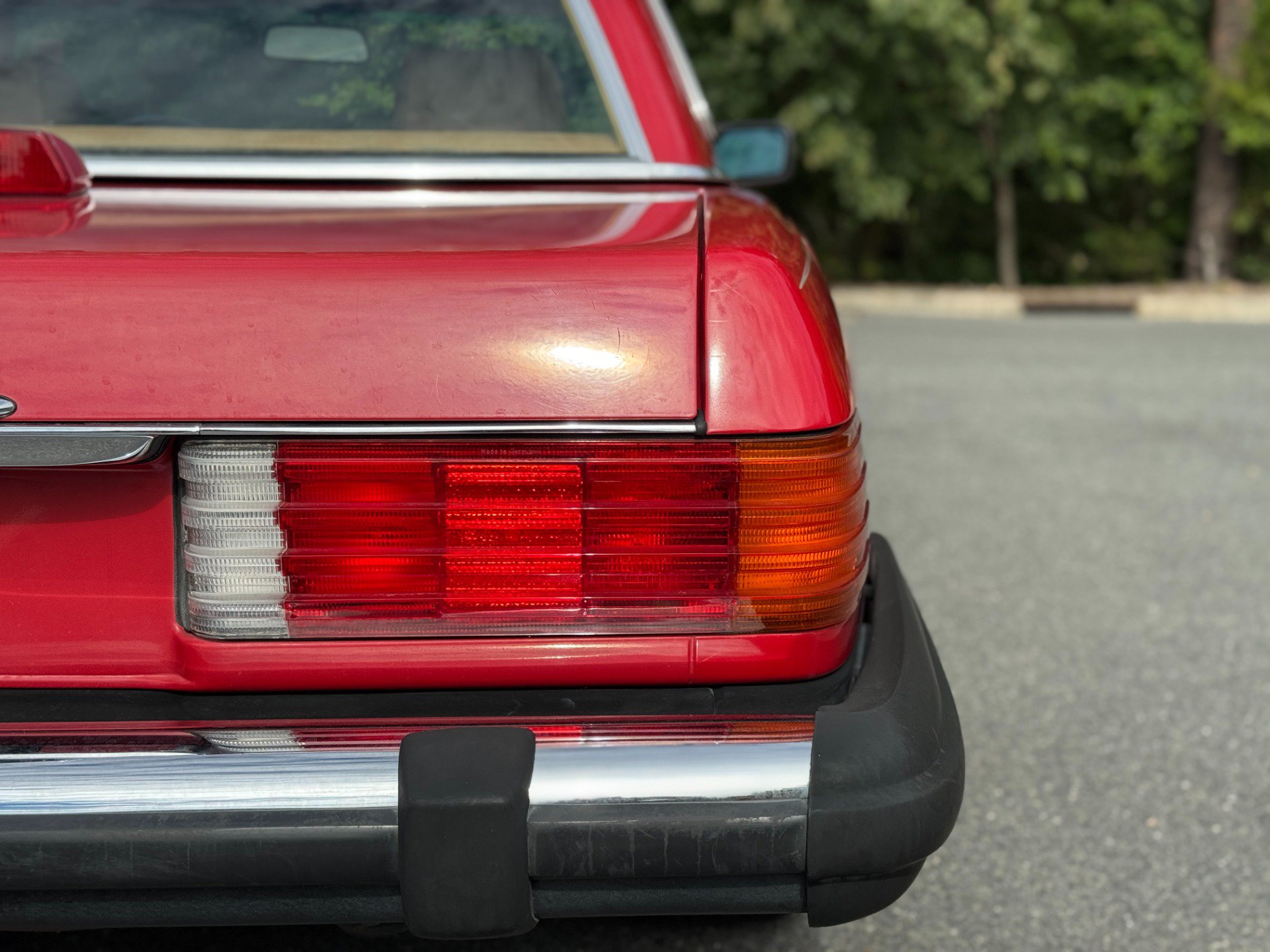 Used 1987 Mercedes-Benz 560 SL image 24