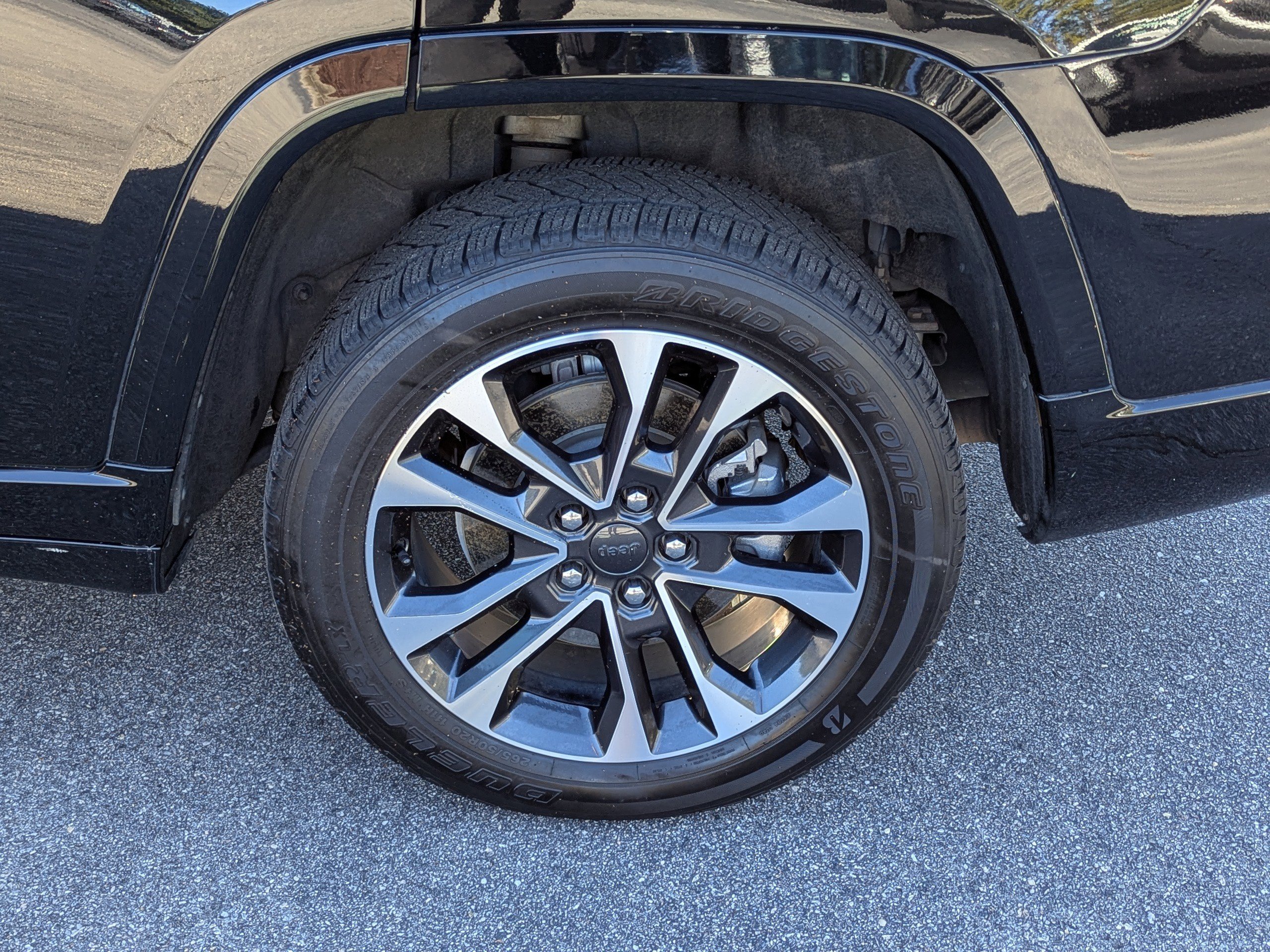 Used 2021 Jeep Grand Cherokee L Overland w/ Advanced Protech Group III image 32