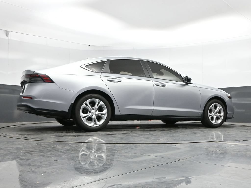 Used 2024 Honda Accord LX image 39