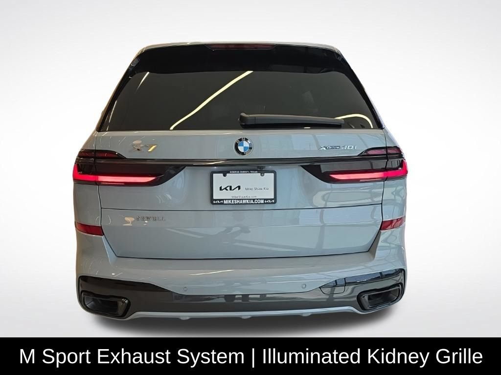 Used 2026 BMW X7 xDrive40i w/ Executive Package AWD/4WD image 12